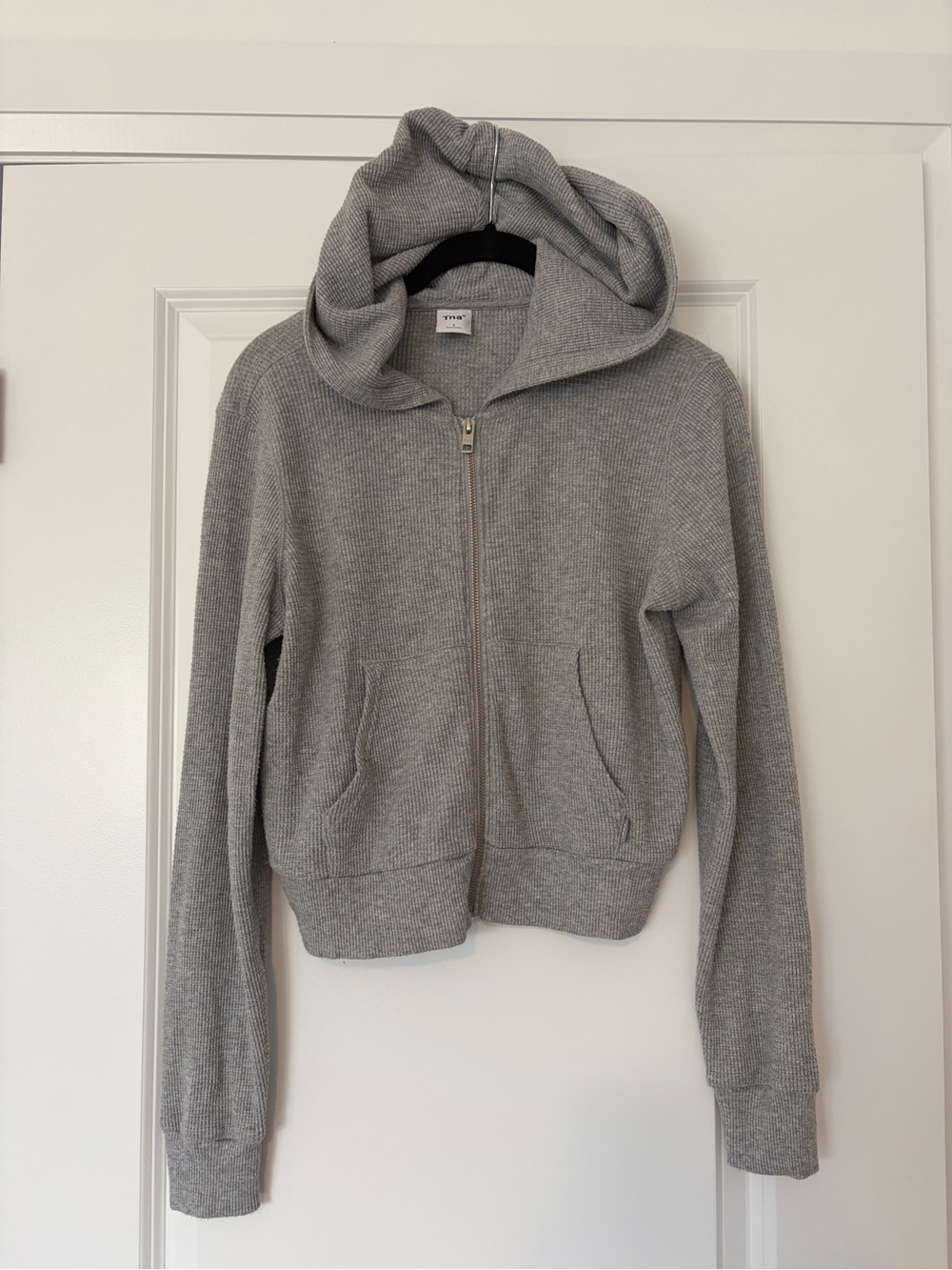Aritzia TNA Waffle Cropped zip up hoodie
